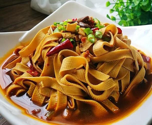 豆千张怎么做好吃(千张豆干的做法)-第5张图片-窝头美食网 豆千张怎么做好吃(千张豆干的做法)-第5张图片-窝头美食网