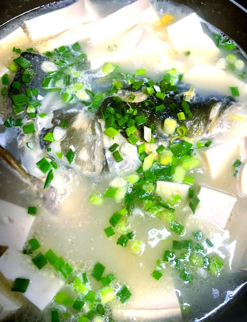 豆腐煮鱼汤的做法大全(豆腐熬鱼汤怎么熬好喝)-第3张图片-窝头美食网 豆腐煮鱼汤的做法大全(豆腐熬鱼汤怎么熬好喝)-第3张图片-窝头美食网