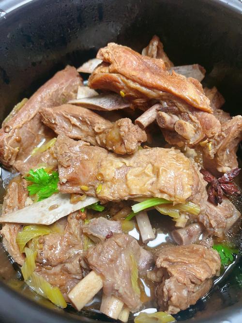 火锅乱炖的家常做法(火锅炖菜的家常做法大全集)-第7张图片-窝头美食网 火锅乱炖的家常做法(火锅炖菜的家常做法大全集)-第7张图片-窝头美食网
