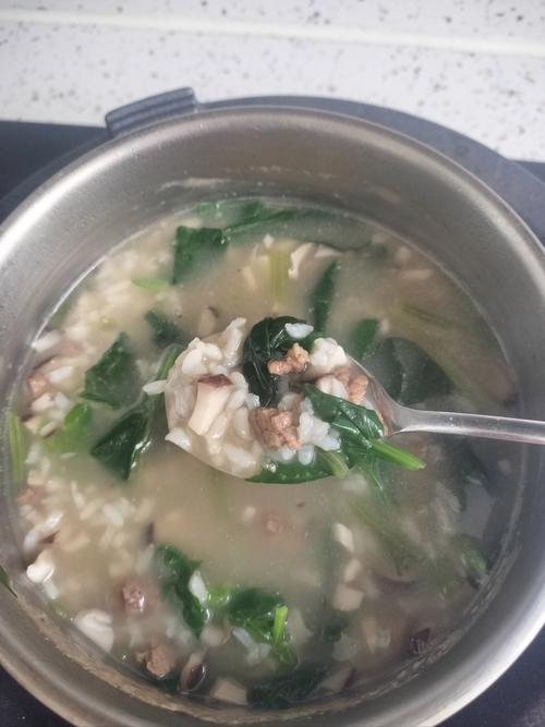 菠菜香菇的做法大全(菠菜香菇的做法大全视频)-第1张图片-窝头美食网 菠菜香菇的做法大全(菠菜香菇的做法大全视频)-第1张图片-窝头美食网